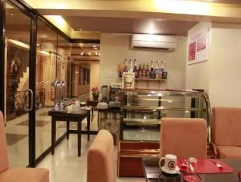 Big Apple Hotel & Bar Davao