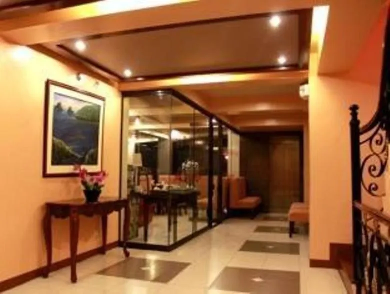 Big Apple Hotel & Bar Davao