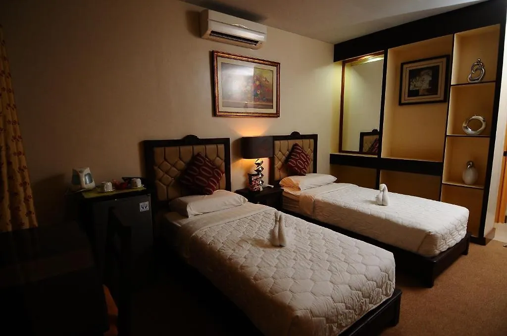 Big Apple Hotel & Bar Davao
