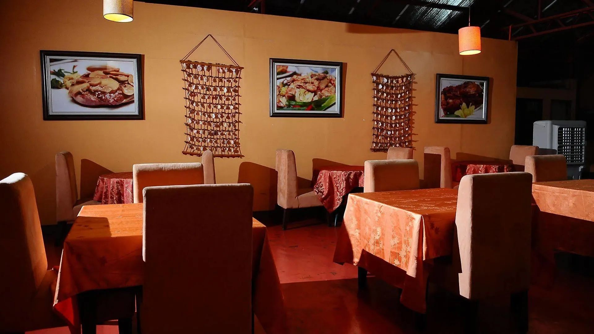 Big Apple Hotel & Bar Davao