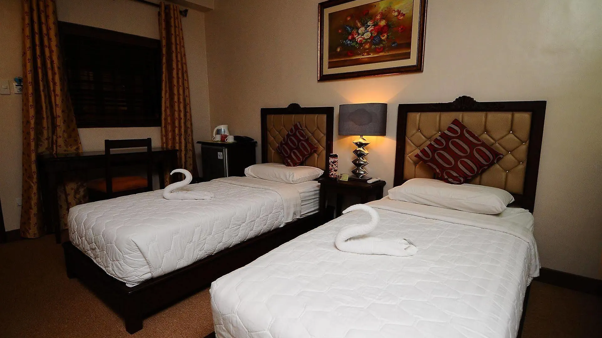 Big Apple Hotel & Bar Davao