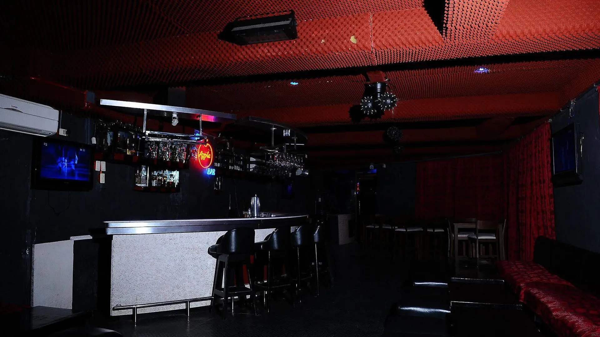 Big Apple Hotel & Bar Davao City Filippine